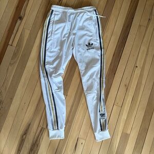 Adidas Originals Chile 20 Track Pants S HD8290 Joggers Tricot White Trefoil